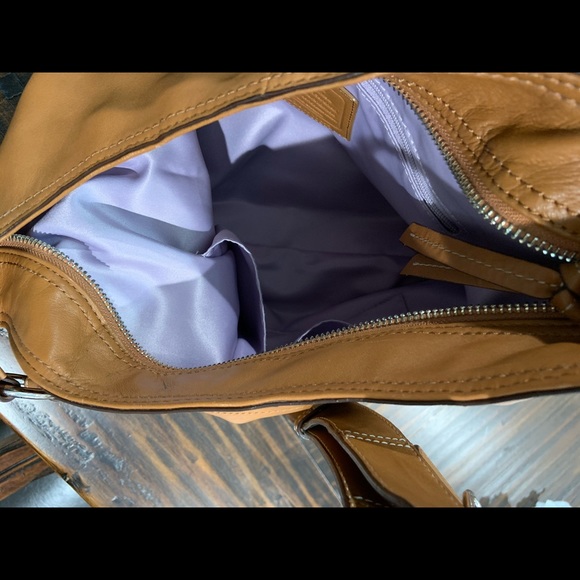 Coach purse - Picture 4 of 4